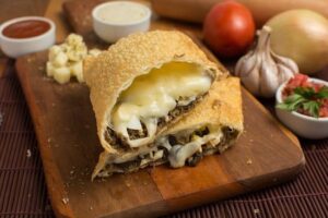 Pastel de Carne c/ Queijo