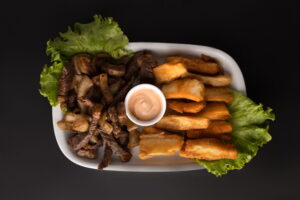 Picanha Acebolada c/ Mandioca